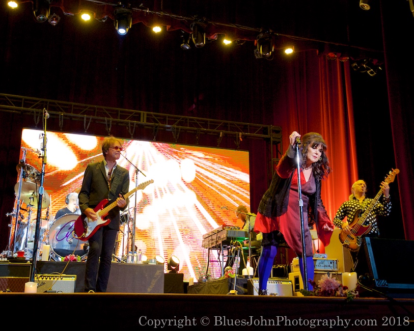 Ann Wilson, The Elsinore Theatre, photo by John Alcala