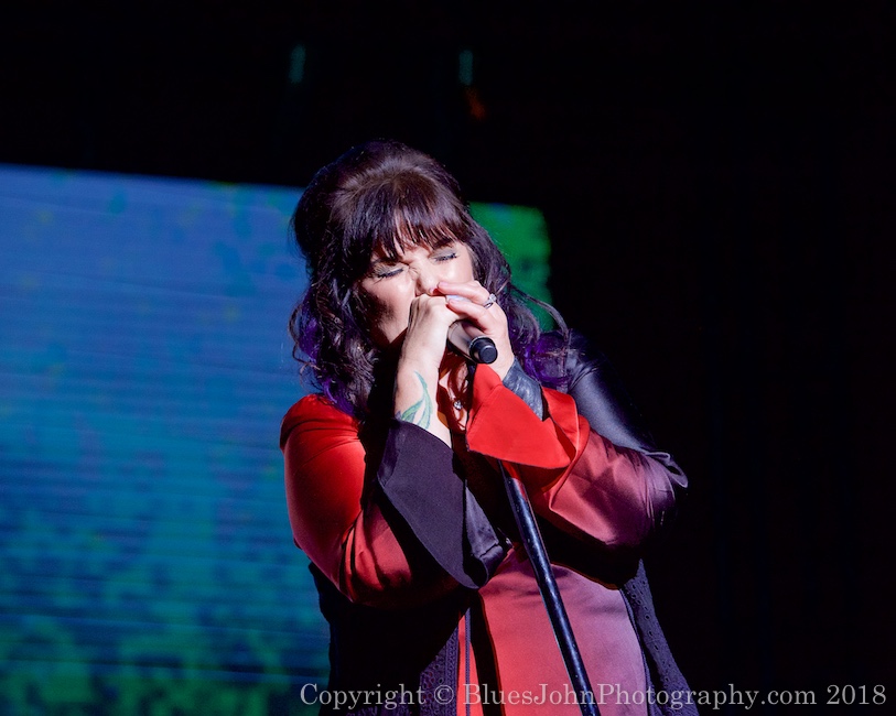 Ann Wilson, The Elsinore Theatre, photo by John Alcala