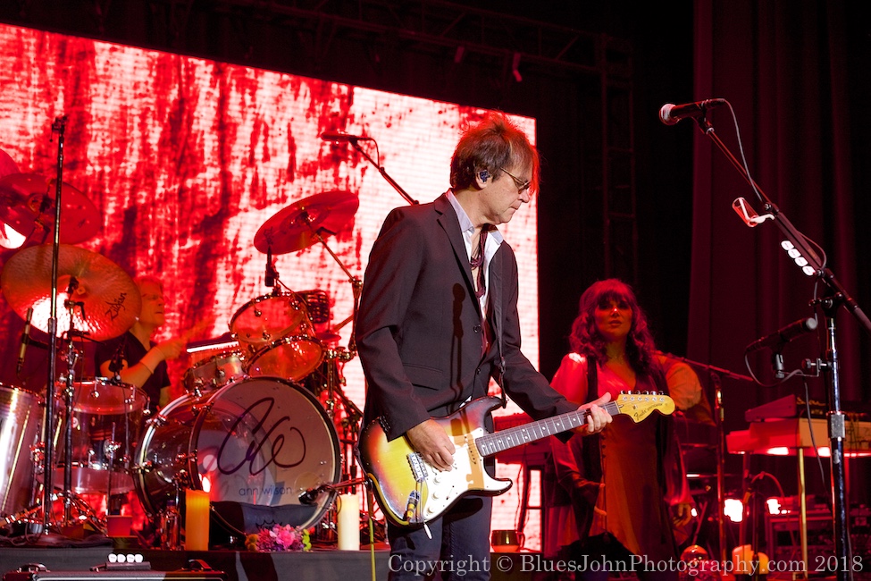 Ann Wilson, The Elsinore Theatre, photo by John Alcala