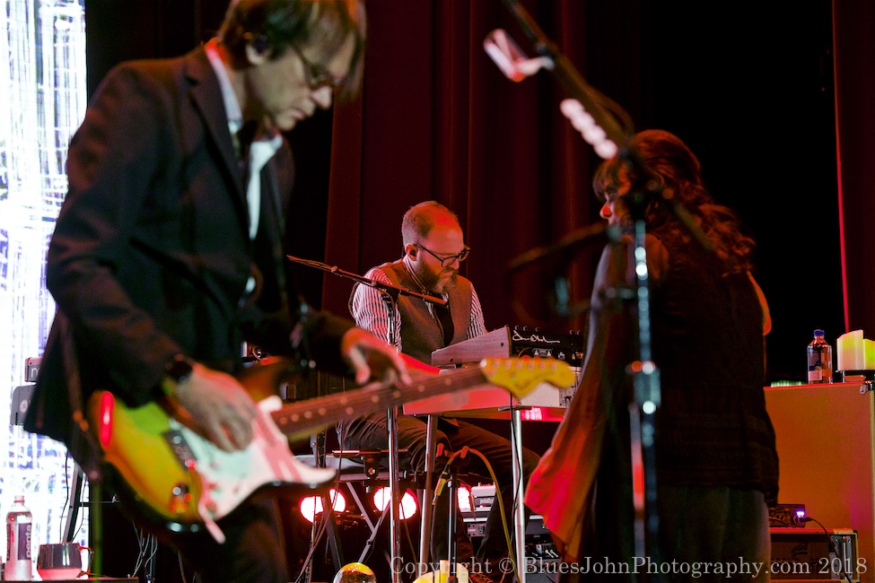 Ann Wilson, The Elsinore Theatre, photo by John Alcala