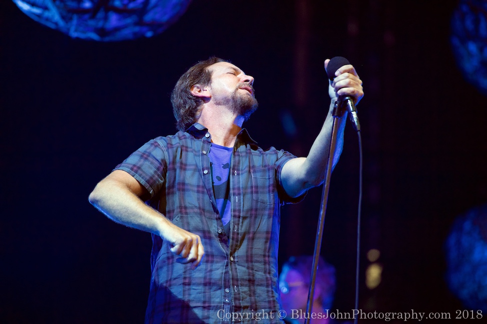 Photos Of Pearl Jam At Safeco Field On August 8, 2018 | Vortex Music ...