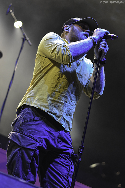 Asking Alexandria, Veterans Memorial Coliseum, photo by Kevin Pettigrew