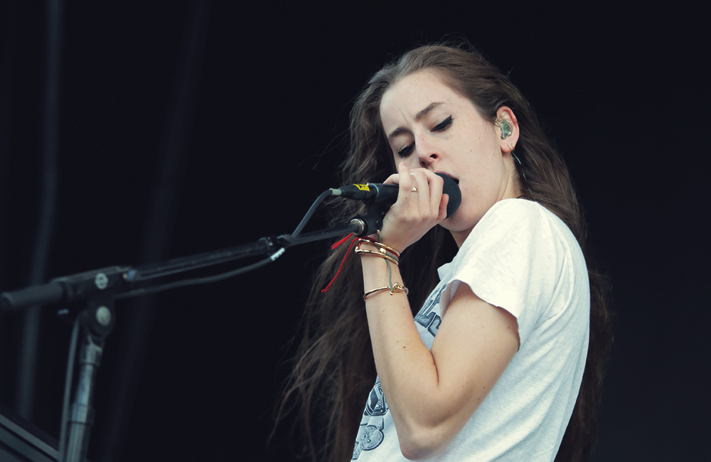 HAIM, MusicfestNW, Tom McCall Waterfront Park, photo by Autumn Andel