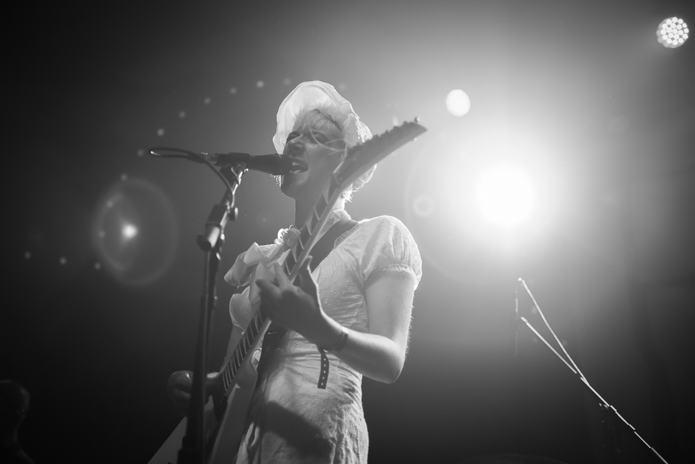 Dilly Dally, Crystal Ballroom, photo by Jeff Ryan