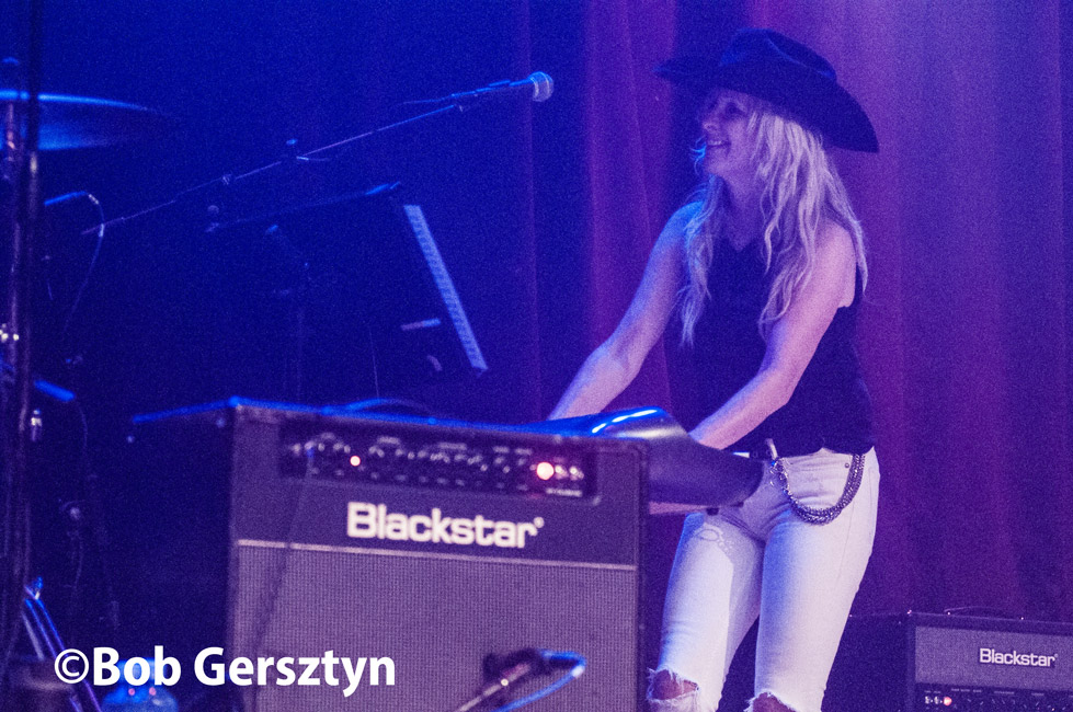 The Alarm, Aladdin Theater, photo by Bob Gersztyn