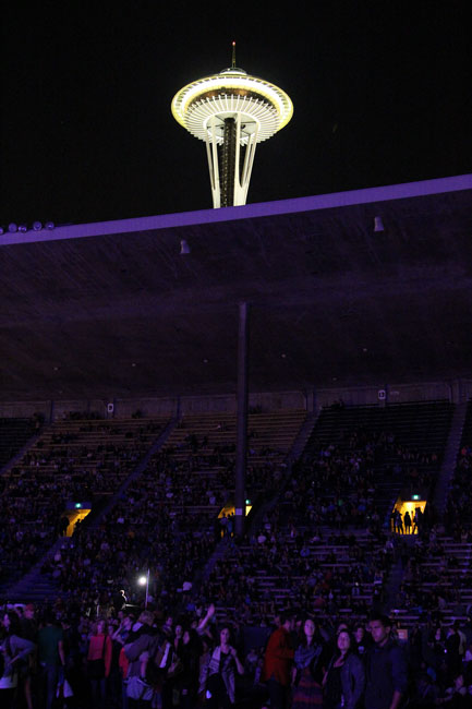 The Head And The Heart, Bumbershoot, Seattle Center, photo by Christina Bay
