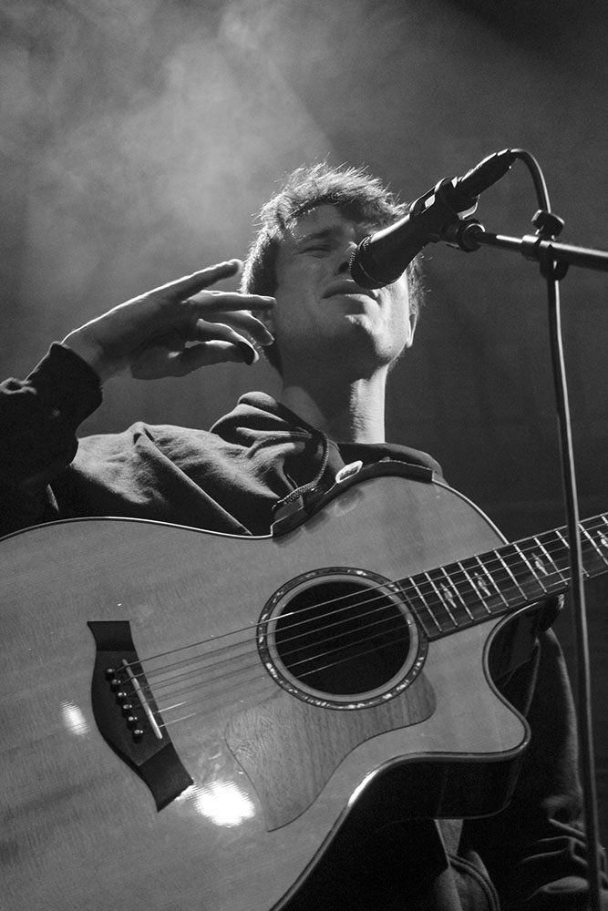 Alec Benjamin, Holocene, photo by Emma Davis