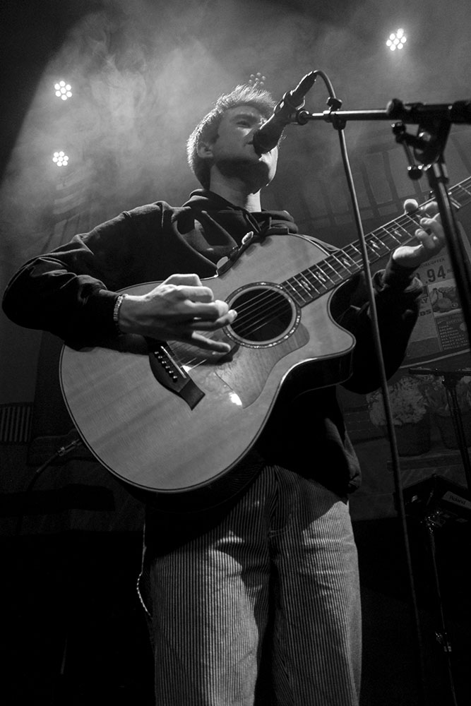 Alec Benjamin, Holocene, photo by Emma Davis