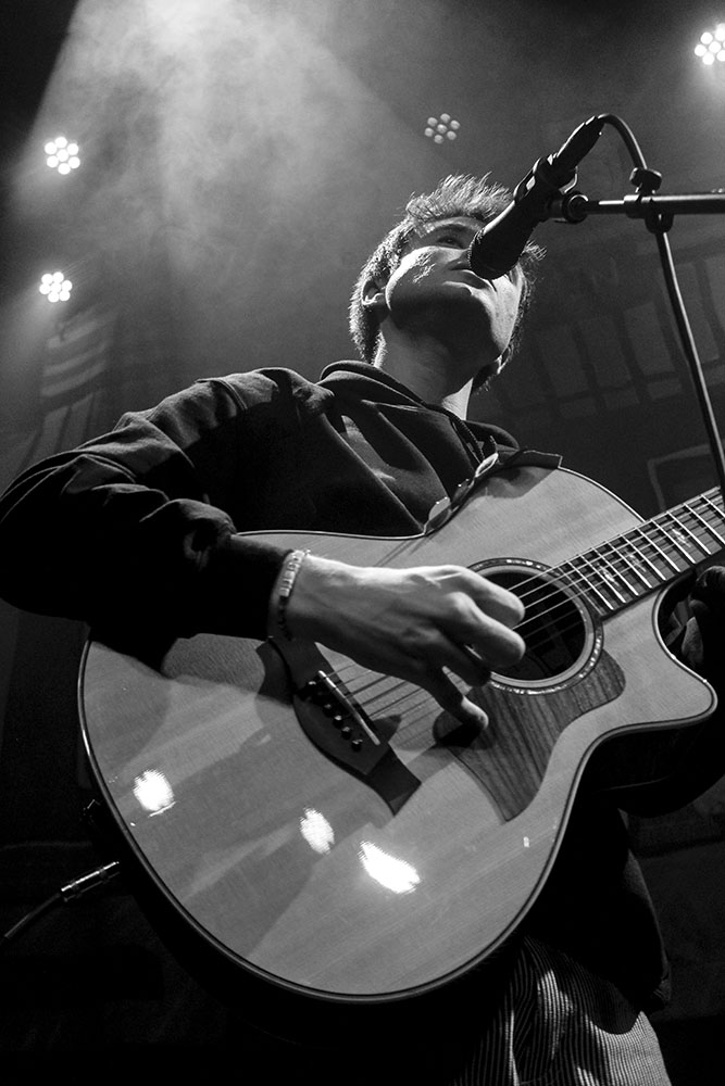 Alec Benjamin, Holocene, photo by Emma Davis