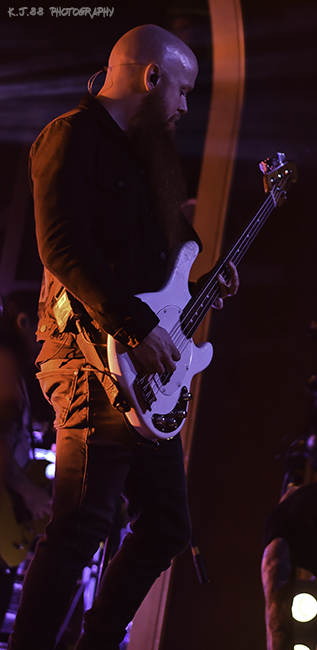 Atreyu, Hawthorne Theatre, photo by Kevin Pettigrew