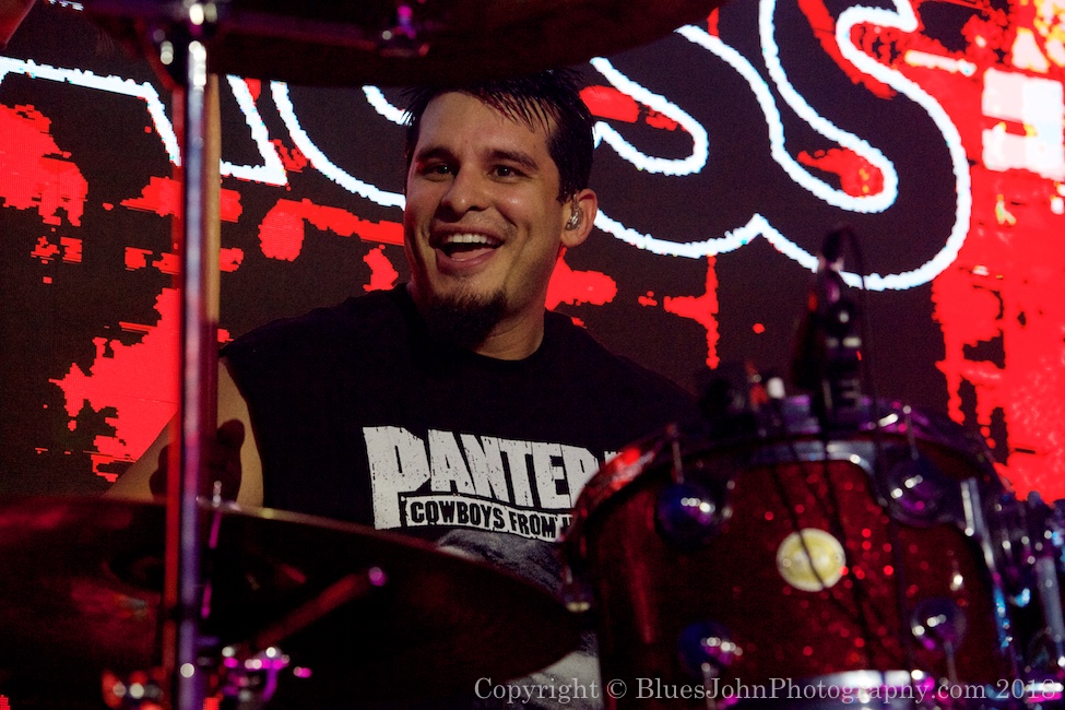 Nita Strauss, Paris Theatre [CLOSED], photo by John Alcala