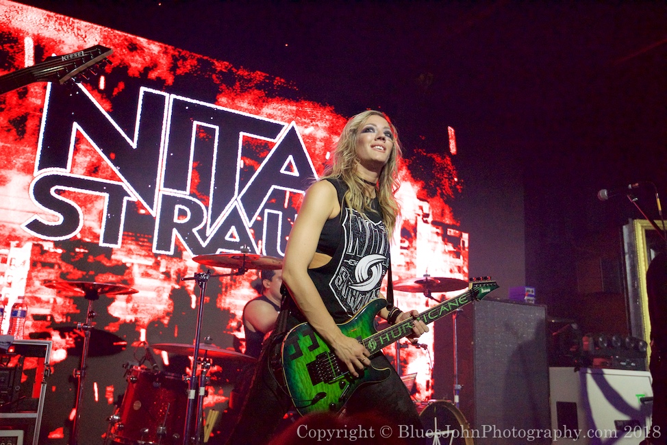 Nita Strauss, Paris Theatre [CLOSED], photo by John Alcala