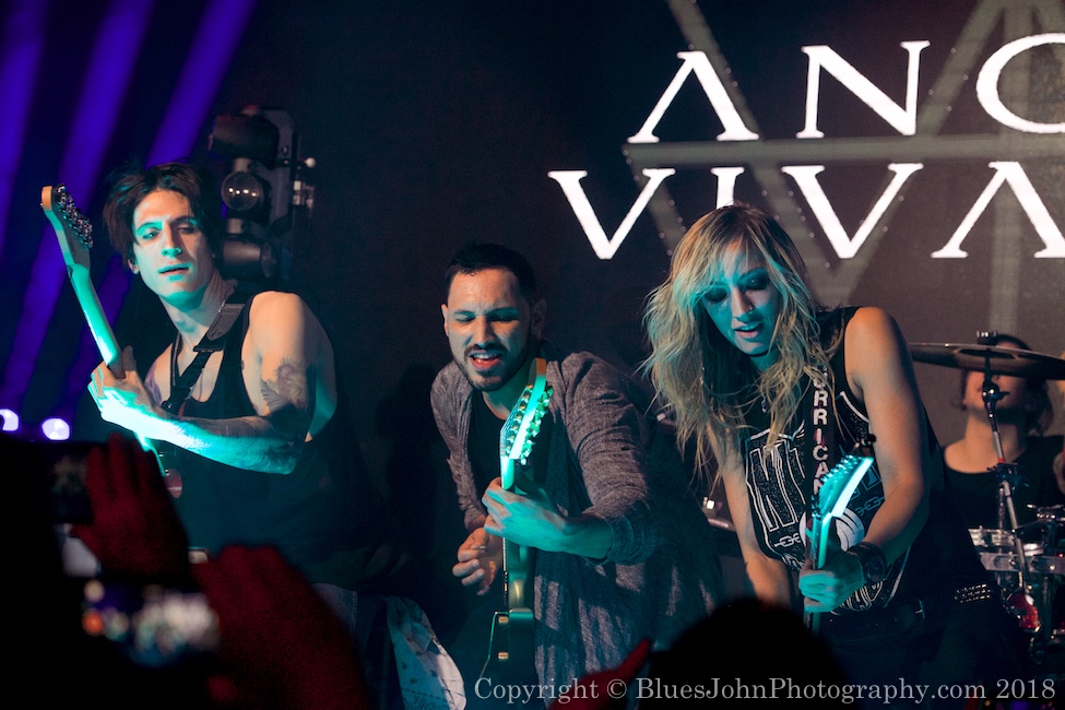 Nita Strauss, Angel Vivaldi, Jacky Vincent, Paris Theatre [CLOSED], photo by John Alcala